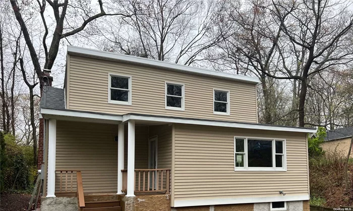Newly renovated 2 bedroom, 2 full bathrooms, Eat-in-kitchen, living room, storage with a finished basement, deck, beach rights and located in the Village of Poquott., The Poquott community offers Mooring rights, 2 private beaches, tennis and a dock.