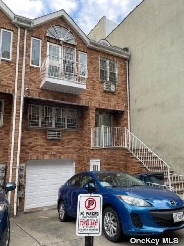 Welcome to this bright and sunny 3 bedroom apartment featuring granite counter tops, stainless steel appliances, hardwood floors, 2 full bathrooms. Two private balconies, quiet residential block, close to shops, cafes and R, M trains. Tenant pays for gas and electric. Landlord pays for water.