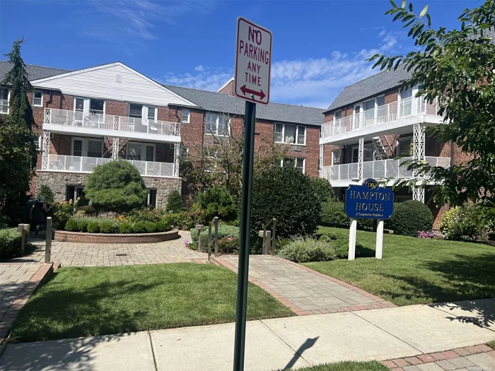Sale may be subject to term & conditions of an offering plan. Reasonably priced Studio, Parking spot availiable/Elevator in building/laundry rm/Close to restaurants/LIRR/shops/ Board requires owner Occupied / NO SMOKING NO PETS