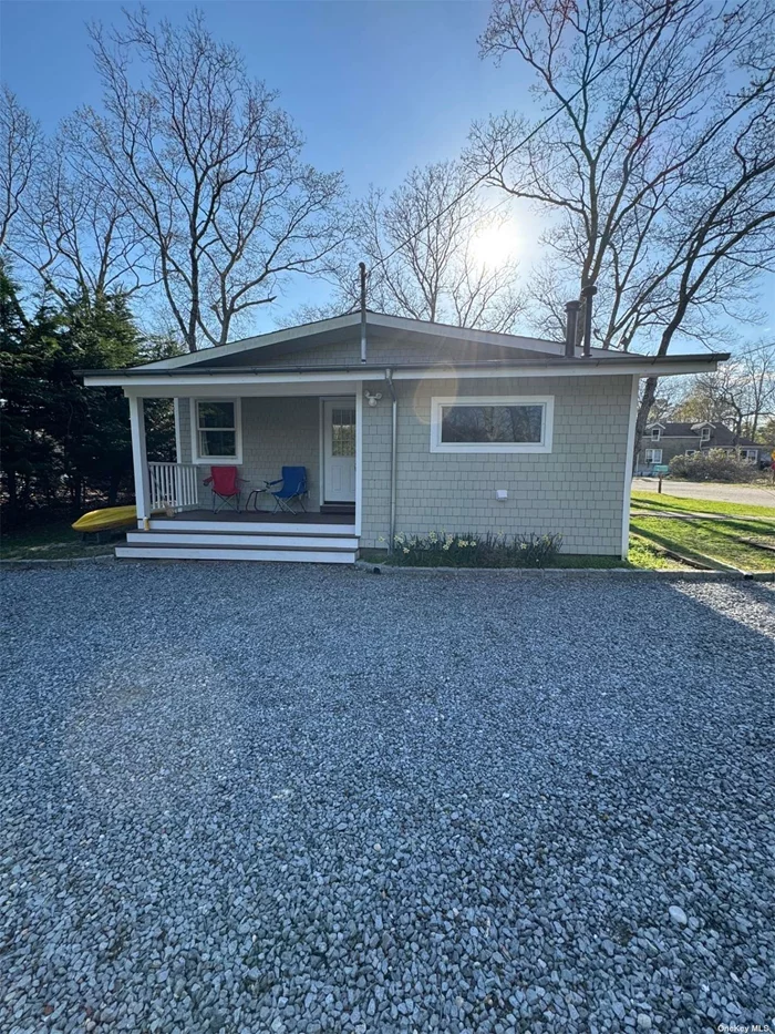 On a very quiet, dead-end street sits an adorable 2 bedroom, 1 bath ranch. Home was renovated 2022. Well maintained and low taxes. Great tenant in place until end of July 2024.