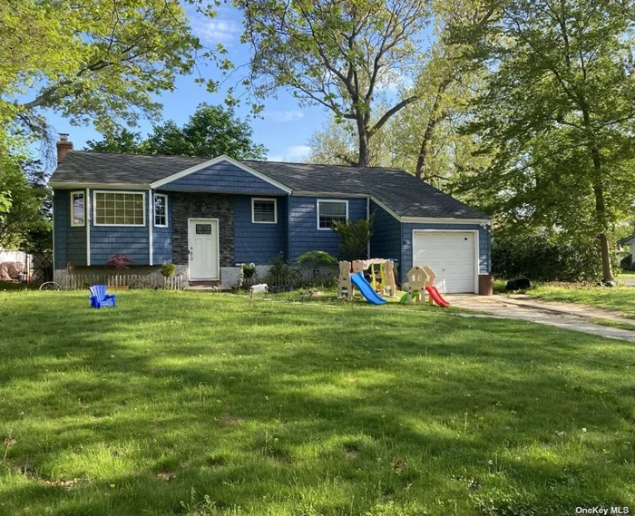 Contract vendee. Cash offers. Sold as-is. No interior access at this time. Will be delivered vacant. Recently renovated split ranch featuring 4 beds / 1.5 bath with finished basement