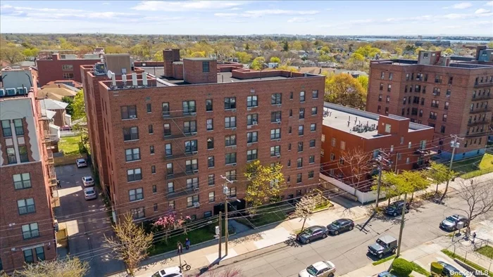 ON THE FIFTH FLOOR CORNER UNIT SITS THIS AFFORDBLE TWO BEDROOM, ONE BATH CO-OP FOR SALE WOOD FLOORS THROUGHOUT, WINDOWS IN EVERY ROOM, FRESHLY PAINTED. LAUNDRY RM ON FIRST FLOOR, NEAR PUBLIC TRANSPORTATION (N33, Q22, QM17, Q114, LIRR, MOTT AVE SUBWAY STATION)