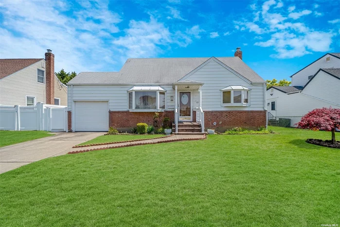 3 bed 1 bath Cape in the Farmingdale School district is waiting for you to make it your home! Full basement. Lots of potential for future expansion. Low taxes! Conveniently located close to stores, restaurants and highways. This home is being sold As-Is.