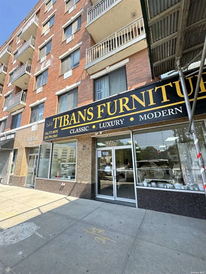 . Great for Any Investor or End User.Near M/R Grand Ave subway station and Q60 bus. Short distance to Rego Center, Queens Center Mall, and Queens Place which features a Target, Best Buy, and many other shops. This storefront is an amazing investment opportunity due to its convenient location. Featured commercial Sales.