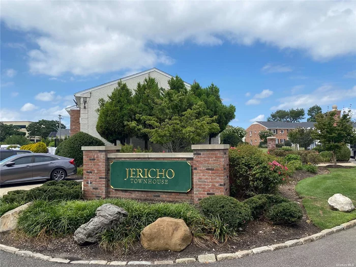 Jericho address w/Hicksville Schools. Very spacious 2 bed/2 bath 1st floor garden apartment w/private entrance and private backyard. Updated solid wood dark kitchen cabinets, stainless steel appliances, granite countertops, updated tiled bathrooms, wood floors, onsite laundry facilities, 1 year lease, indoor cat is fine and no pet deposit is required, easy access to LIRR Hicksville Train Station - Avail for a 6/1 occupancy. 1 month security deposit.
