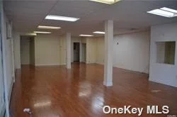Fantastic Office Or Storefront Space Located In Prime Commercial Area In South Baldwin, Close To All. This Property Was Recently Renovated To Include A New Drop Ceiling Of The 8.5 Foot High Ceilings, New Wood Floor And Half Bathroom. Easy To View So Call Now!!!