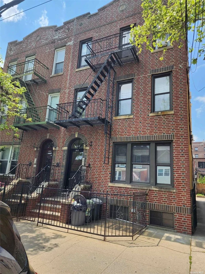 Located in the Busy Astoria neighborhood. Close to transportation, shopping & More. This 6 Family property offers 4 One Bedroom, Living Room, Kitchen & full Bath and 2 Two Bedroom, Living Room, Kitchen and Bath apartments. Full Semi Finished basement with front & rear entrance. Excellent income, $132, 730 Collected rent. Legal Rent $150, 367                    2 Car Parking in rear( additional $400 per month, $4800 per year).