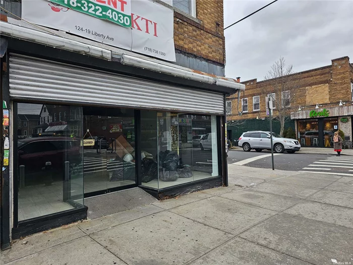 Commercial space for Rent. Located in prime little Guyana, Liberty Ave/ 125 Street. It&rsquo;s the 1st floor and basement. This spot has lots of potential. There is heavy foot traffic. A few blocks from the A train, and very easy bus access to Q112, Q10, Q41, Q8