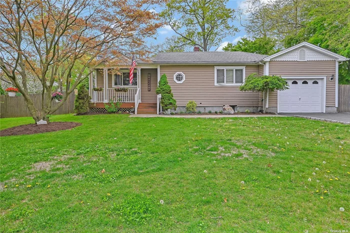 Well maintained 3 bedroom, 2 bath ranch in Port Jefferson Station. Close to train and shopping. Newer roof, full basement with OSE, hardwood floors through out. Walk in closet in master bedroom.