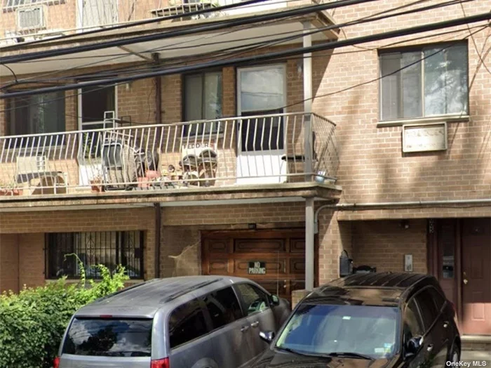 Newly renovated, close to Northern Blvd , bus, LIRR, laundry room in the basement, include 1 garage and parking space.