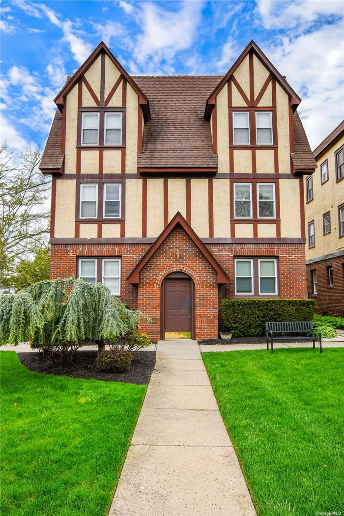 Bright, sunny second floor unit. Amazing opportunity to own in heart of Babylon Village. Close to restaurants, shops, LIRR, pool, boating! Beautifully redone Kitchen, bathroom, beautiful wood floors. Wall opened up to 2nd bedroom makes open concept, bright and sunny. In -unit laundry, parking included. Heat, hot water and snow removal are included in the monthly maintenance. Low taxes. Cats permitted. Why rent when you can own!!!! Taxes are included in maintenance.