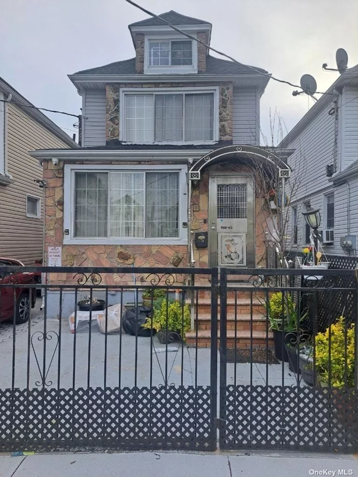 Beautiful one family in mint condition, private driveway, detached, finished basement.