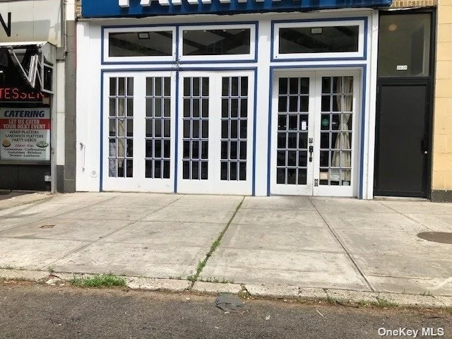 Store For Rent 1300 Sf. plus Full Bsm.  With Great Exposure , Most Desirable Area The Heard Of Douglaston Excellent Condition Unlimited Possibilities It Was A Restaurant For Many Years ** But It&rsquo;s &rsquo; Good For Many  Kind Of Business ** Or Office *** Near Transportation & RR.  *** Don&rsquo;nt Miss It ***
