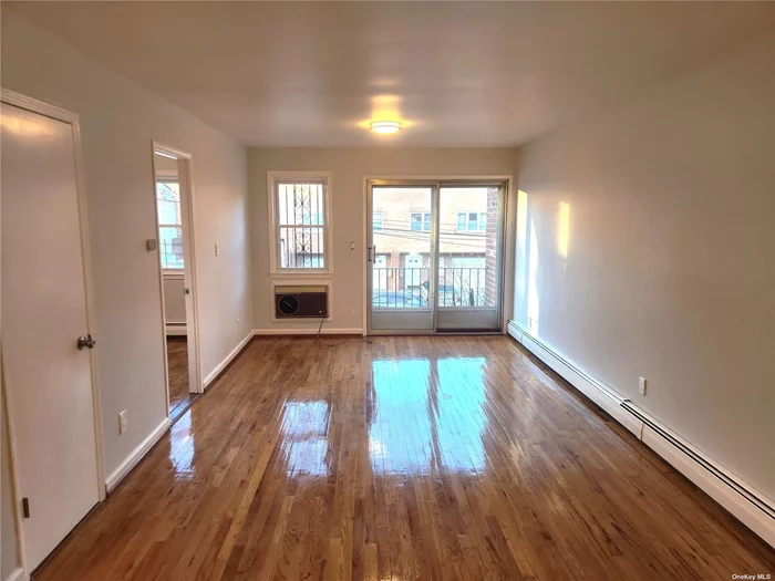 This 3 bedrooms 1.5 bathrooms apartment has just been renovated with new kitchen, bathrooms, and windows. Rent includes heat and hot water. The apartment is on the 2nd floor and has balcony and dishwasher. Small dogs under 25 pounds and cats are welcomed. There is no driveway or garage parking. Laundromat is 4 blocks away.