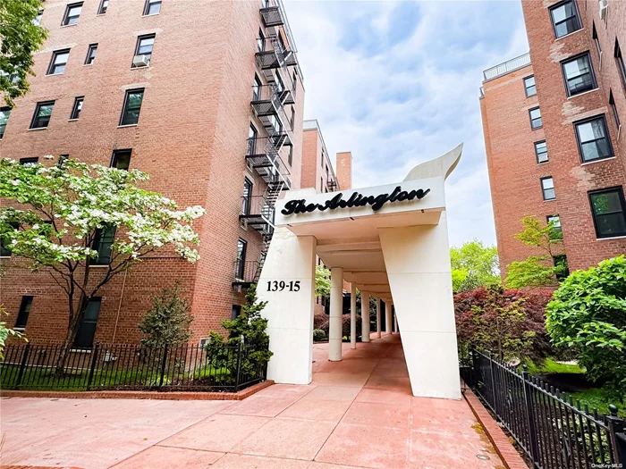 Experience this immaculately maintained 2-bedroom, 1-bathroom COOP unit featuring a pristine Jr4 layout, nestled in a prime Queens neighborhood. Situated on the 1st floor, this spacious unit boasts ample closet space, high ceilings, and an updated kitchen with granite countertops. Enjoy access to full-service amenities including a 24-hour doorman, package room, laundry facilities, bike storage, and playground. Conveniently located just steps away from the E and F express subway lines, with the added perk of being only one stop away from the LIRR, as well as easy access to major parkways and airports. This presents a fantastic opportunity to own in the highly sought-after Arlington building. With motivated sellers and pet-friendly policies, this unit offers both luxury and convenience in one of the area&rsquo;s most desirable locations
