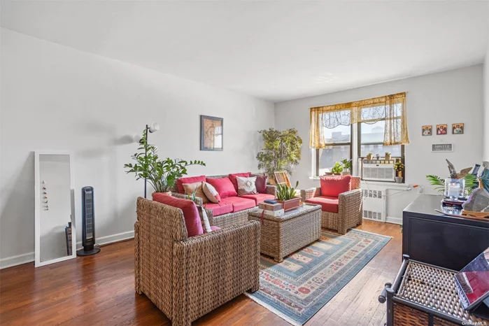 Discover the charm of this bright 1-bedroom apartment on the fifth floor of the six-story Monticello building in vibrant Jackson Heights. Flooded with natural light, the space offers a welcoming atmosphere with a practical layout ideal for daily comfort and ease. Enjoy the convenience of onsite laundry and close proximity to the 7 train, making Manhattan just a quick ride away. The neighborhood boasts a rich array of shopping and diverse dining options. This apartment is a perfect blend of city accessibility and neighborhood charm, ideal for anyone looking to experience the best of Jackson Heights. For those with furry friends, rejoice, as the building is pet-friendly! Additionally, enjoy the flexibility of subletting after just 2 years.