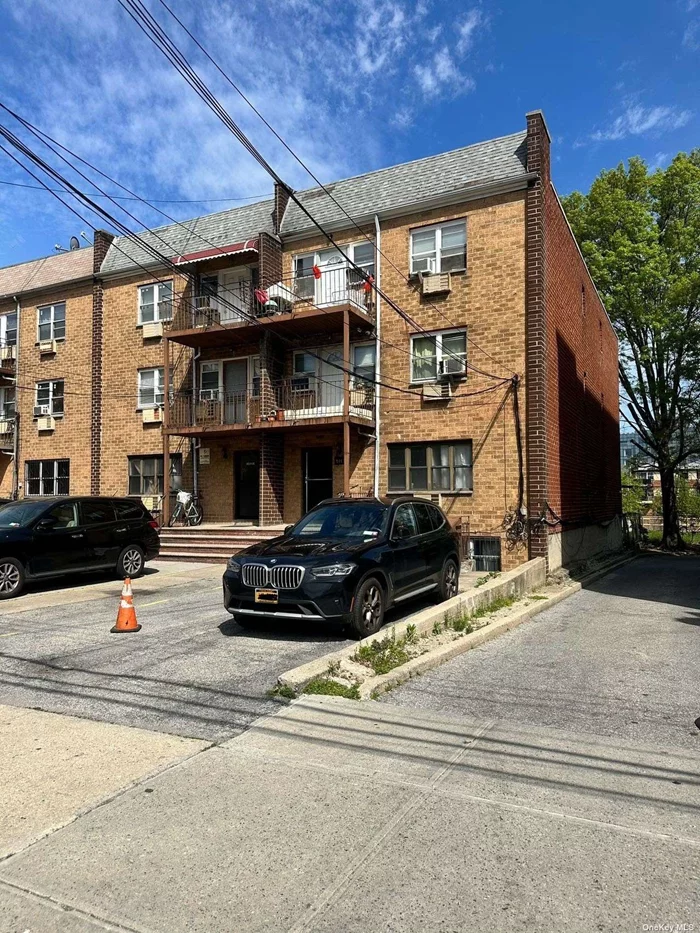 This property is located in the heart of Flushing. It is just a few minutes walk to downtown flushing with an 8 family and 8 spacious one bedroom units. It is near the Subway 7 Train and bus. Good income and Great Investment.