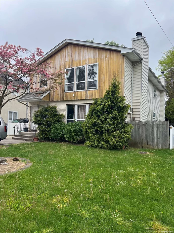 Great investment opportunity in Manhasset Isle, 2-Family home was built in 1993 , situated in a Quiet Location on a 50X100 lot. Each unit 3 Bedrooms X 2 full Baths, living room, kitchen, and dining area. Each unit approximately 1400 SF. Each unit with separate washer/dryer. Both tenants have use of the Backyard. Only the 1st floor tenant has use of the Basement. Gas Heat. AC Wall Unit. Hardwood floors, Port Washington Schools.