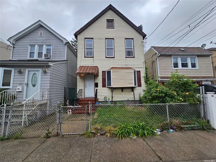 A great opportunity for an end user or investor! Perfect home for you to design and renovate just the way your lifestyle or family needs. Close drive to Parks, Forest Park Golf Course, Resorts World, Parkways and JFK airport.