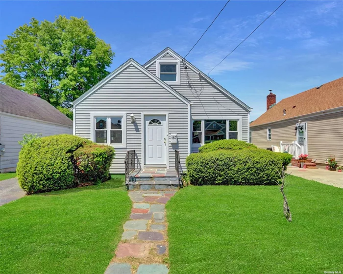 Cape Style Home. This Home Features 2 Bedrooms, Full Bath & Formal Dining Room & Full Basement. Centrally Located To All. Don&rsquo;t Miss This Opportunity!