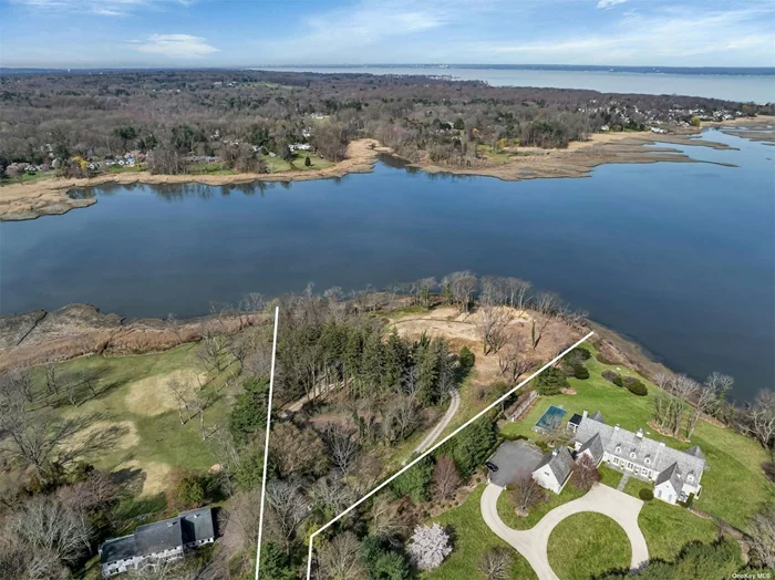 Magnificent Mill Neck Waterfront Building Lot at the end of Horseshoe Road. Build you Dream Home while Enjoying Magnificent Sunsets.