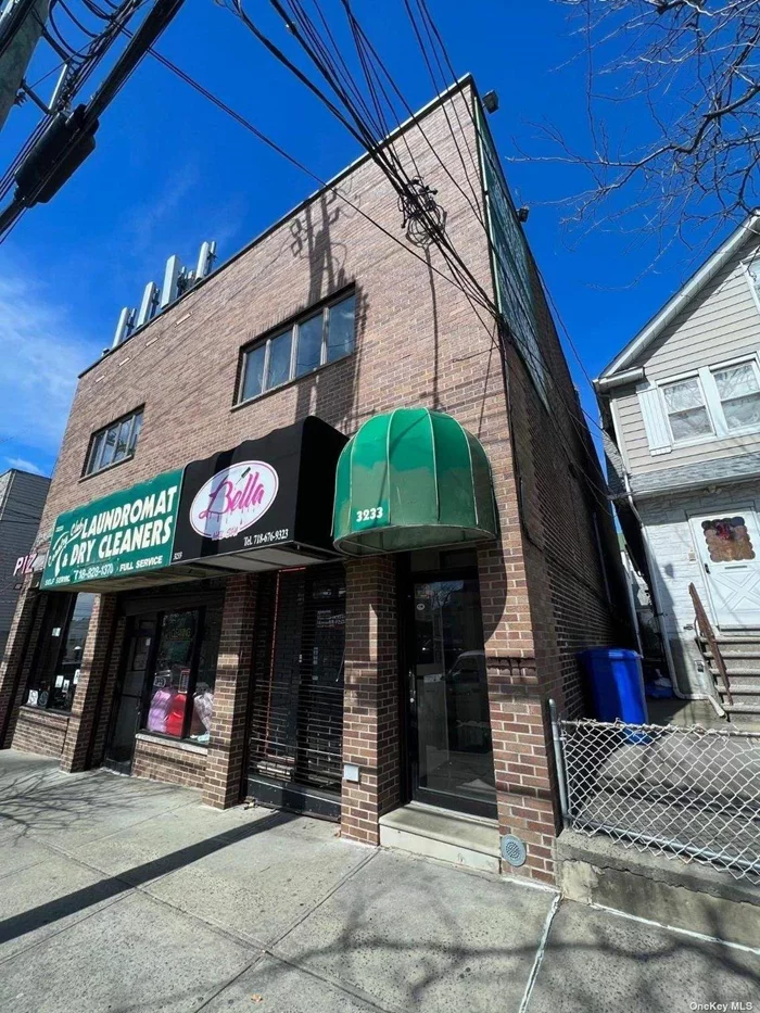 Beautiful walk in retail storefront on the 1st floor of an all brick mixed use building in the residential area of Country Club, Pelham Bay, Bronx. Landlord is seeking a tenant to use this space for professional office uses, legitimate retail store/business, medical space etc.? The space is filled with plenty of light, 3 separate rooms that may have various uses depending on which business is conducted. Right next door features a delicious pizzeria and your neighborhood Laundromat. Close to Bruckner Expwy I-95, local businesses, and close walk to the local bus stop.   THE INFORMATION CONTAINED HEREIN HAS EITHER BEEN GIVEN TO US BY THE OWNER OF THE PROPERTY OR OBTAINED FROM SOURCES THAT WE DEEM RELIABLE. WE HAVE NO REASON TO DOUBT ITS ACCURACY BUT WE DO NOT GUARANTEE THE ACCURACY OF ANY INFORMATION PROVIDED HEREIN.? AS AN EXAMPLE, ALL ZONING INFORMATION, BUILDABLE FOOTAGE ESTIMATES AND INDICATED USES MUST BE INDEPENDENTLY VERIFIED.