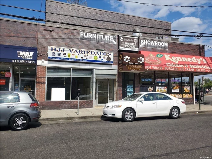 Primary location in the heart of Hempstead, well-illuminated storefront offering approximately 1, 400 sq ft, sprinklers and egress, LIRR and public transportation alongside building.
