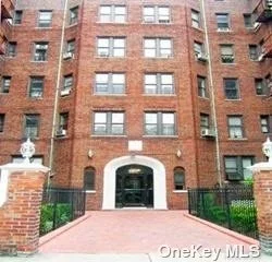 One Bedroom Condo Apartment in the heart of Jackson Heights. Fully renovated. Close to all amenities. Available right now, hurry won&rsquo;t last long.