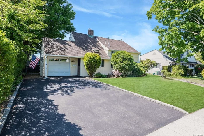 Here&rsquo;s your slice of quintessential suburbia! This Levitt home has been meticulously maintained and is ready for your final touches. Kitchen was renovated with newer appliances and a skylight that floods the area with natural light. Make this home yours today.