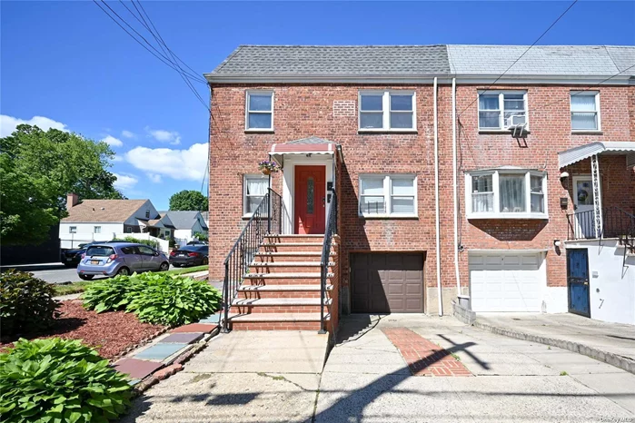 Just arrived- S/D 2 family in desirable Whitestone neighborhood. Renovated with new kitchens and bathrooms- move right in. Convenient to shopping & transportation. Won&rsquo;t last.