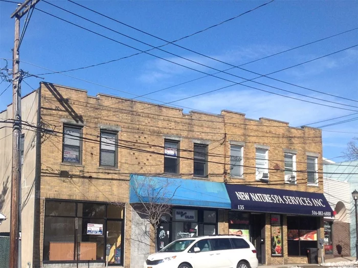 Great business opportunity in downtown Port Washington on Main Street. Approx 1, 000 square feet Storefront with window. A few blocks from the LIRR station. This is the perfect location for an accounting office, law office, high tech, hair salon, nail/skin spa, therapist, consultants, chiropract and more.