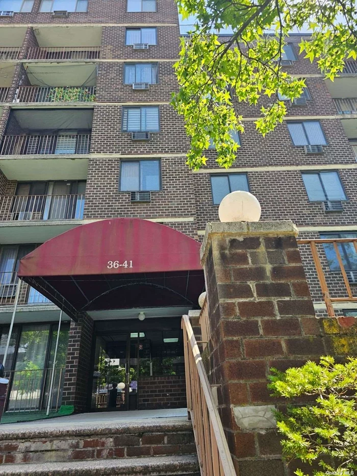 2 Large Bedrooms , 1 Bathroom , Dining room , Living room W/ Balcony , Beautiful Hardwood Floor. Quiet East View on the 5th floor,  A very convenient location near 7 train, LIRR, bustops, banks, and stores (etc.)