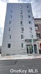 1 Br, 1 Full Baths, new condominium in Woodside Newer Construction, 15 years tax abatement 5 minutes to #7 & LIRR, Facing to Queens Blvd, Washer/Dryer in the building Onsite super, grocery & Cafe, Great restaurants, Retails near by, Newly built Playground & Sports Fields near the building complex.