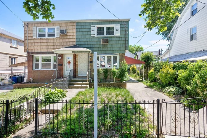 Welcome home to this charming 3 bed, 2.5 bath single-family house located in the heart of Fresh Meadows! Conveniently located near public transportation, schools, and shopping. R3-2 Zoning - perfect for live-in, or investor&rsquo;s dream. Don&rsquo;t miss the opportunity to make this your new home.