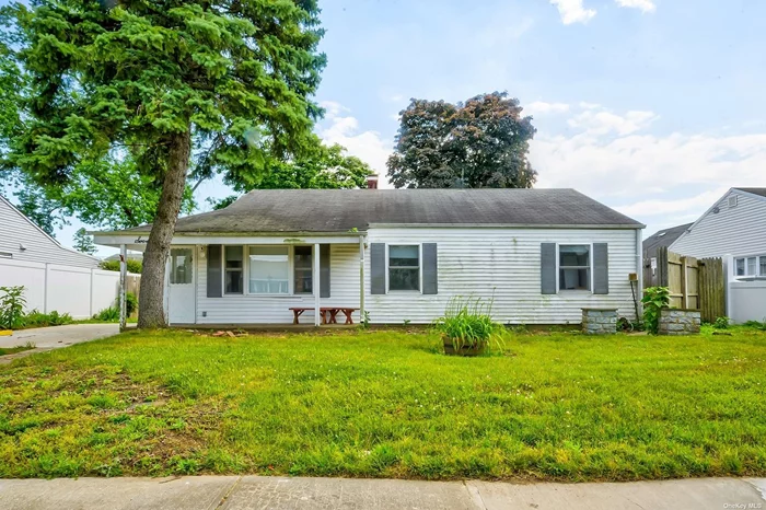 Affordable home in Bethpage with Bethpage schools. Great location. Refurbish the home to your liking and make it HGTV ready. Also perfect for a new build. This interior is spacious. No basement. Nice size property as well. The taxes are listed without the STAR exemption.