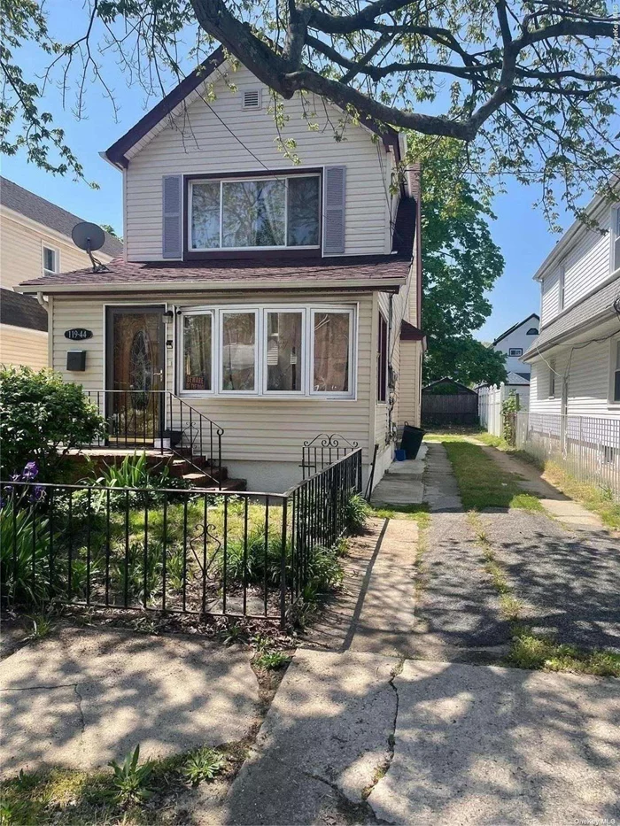 Beautiful 3 bedroom, 1 bathroom house on quiet block with Recently updated Kitchen and huge backyard for your oasis! Selling AS IS with occupancy. PLEASE DO NOT DISTURB OCCUPANTS!