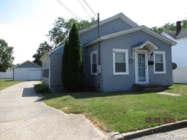 Immaculate and Charming Ranch. Clean, Neat and Move in Ready! Offering 3 Bedrooms, 1 Bath, Living Room, Eat in Kitchen. Detached Oversized 1 Car Garage with Lots of Storage Space, Large Fenced Yard, Partial Basement, Natural Gas & Oil. Close to the Heart of Patchogue Village with Entertainment, Theater, Restaurants, Shopping, LIRR, Fire Island Ferries, Plus More! Great Starter Home or Perfect Downsize. Pat-Med School District. Low Taxes.