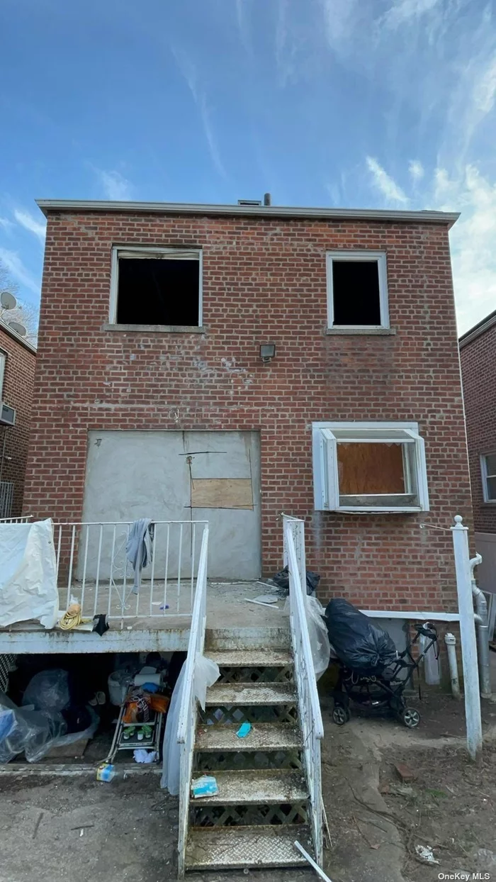 Pelham Parkway North Proper! Calling ALL Buyers! Great opportunity to own a piece of Pelham Parkway! This house was recently burned... Short Sale needs Bank approval Cash only