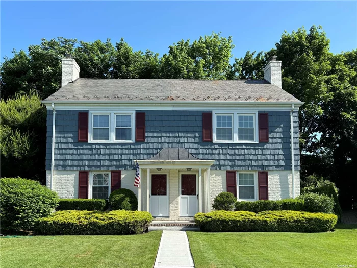 This charming 2-bedroom, 1-bath townhouse is located on a private tree-lined cul-de-sac, in the heart of Manhasset. The first floor offers a welcoming entry, spacious living room with fireplace, open kitchen with dining area, enclosed porch with brand new floors and new outdoor stairs leading to brick patio and yard. Full unfinished basement with laundry and storage. Newly painted interior and exterior. New kitchen countertops and backsplash, new walkway, backyard fence and plantings. Hardwood floors recently redone. Close to town, train and Manhasset Secondary School.