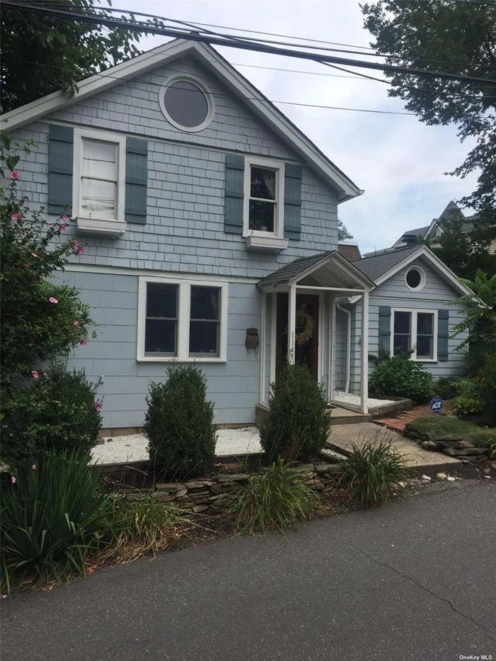 Charming home, close to shops and restaurants across the street from Central Park. Pets allowed on a case-by-case basis.1 month security. Broker Fee is 10% of the first years rent. Driveway with two parking spots. No Smoking!