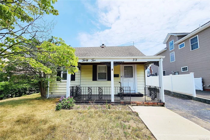 Located in the heart of New Hyde Park within the Herricks School District, this three-bedroom, two-bathroom cape offers both comfort and convenience. The property features recently renovated kitchen and bathroom, hardwood floors on the first floor, and a fully finished basement with ample storage. Boasting charming curb appeal, a large backyard, and a detached garage, this home is ideally situated with easy access to shopping, entertainment, and public transportation.