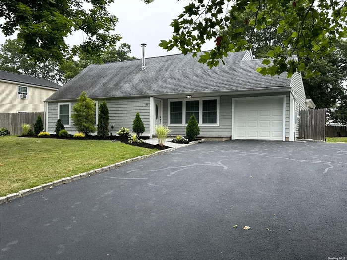 MUST SEE, COMPLETELY RENOVATED CAPE. BEAUTIFUL KITCHEN W/ SS APPLIANCES, 5 BEDROOMS, 2 FULL BATHROOMS, 1 HALF BATH, CENTRAL AIR AND SO MUCH MORE! BEAUTIFUL YARD WITH A LOVELY DECK, GREAT FOR ENTERTAINING.