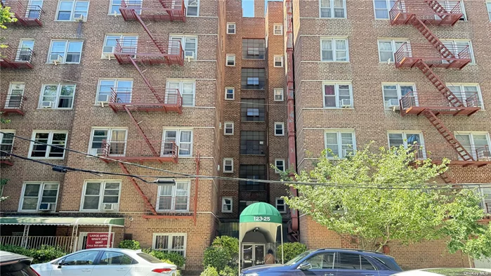 Bright, Sunny & Spacious Studio CONVERTED TO 1 BED move-in condition, Spacious living area and - Windowed bath, hardwood floors. Building Cable Plan AND Internet $59/mo. Located in the Heart of Kew Gardens convenient to E AND F express train, as well as buses, Long Island railroad and ALL Shopping.