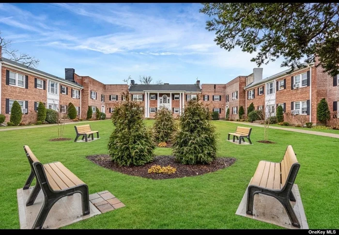 Come see this oversized 1 Bedroom 1 Bath Coop on the first floor in the heart of Lawrence. Tons of closet space .The center courtyard boasts beautiful landscaping and benches to relax and enjoy. There is laundry and storage in the basement. With a little updating, the possibilities are endless !