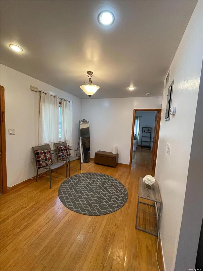 This excellent property is nice clean with central A/C and hardwood floor; owner is motivated and looking for a quiet and small family or a single person. Easy to show it. Furniture could be included.