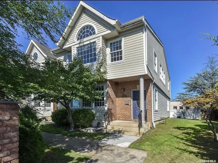 Spacious and Modern Townhouse in waterfront community. This Duplex features living room/dining room, eat-in kitchen, powder room and laundry room on the first floor. Second floor has primary bedroom with full bath and walk-in closet. 2 additional bedrooms and full bathroom.