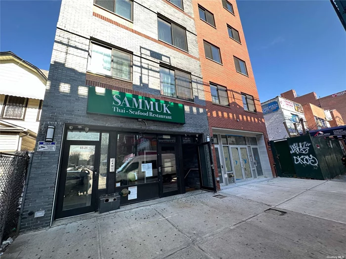 near #7 subway train and many major subways and LIRR, 2018 New Building with store front and basement commercial space with separate street front entrance. over 1000sf. CAC, marble floor and walls, ready to use, Good for any legal commercial usage, including but not limited to Day Care, schools,  classrooms, training centers, event halls, birthday party rooms,  Offices, Accountant, Lawyers, Exhibition Hall, Dancing Studios, Art Gallery, Salon, Retail Stores, etc