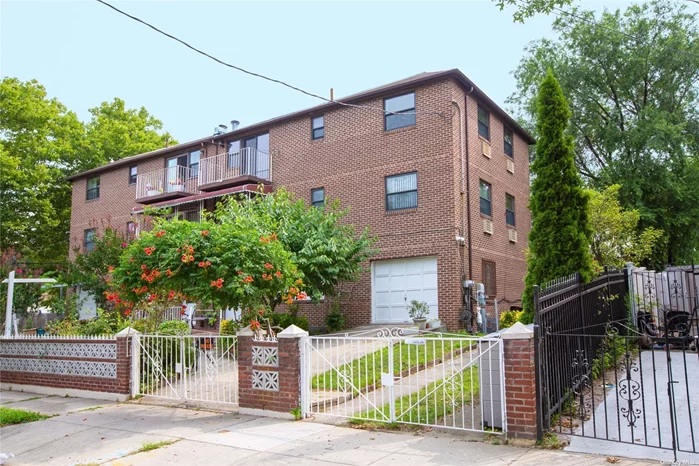 Great Income 4 levels. Good layout. Low Property Tax. Vacant. Move in good condition. Each Floor has full bathrooms and balconies. close to 164th Street with many buses, close to the hospital, close to college, easy to rent it out,  high rental income 2 driveways, can park 4 cars, pretty garden