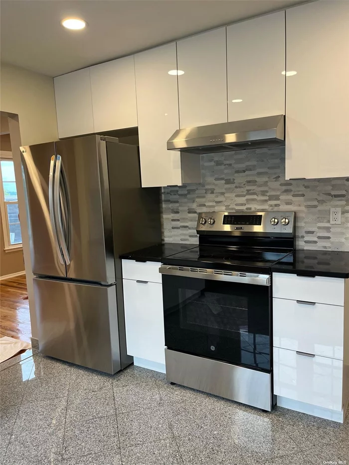 Stunning newly renovated duplex apartment (2nd floor) in 2 family house. 3 bedrooms / 2 bathrooms / dining rm. Bayside/Bay Terrace. New construction. All new everything. Many windows. Washer/Drier included. I parking spot (driveway. )Tenant pays gas heat, electric. OWNER requires proof of income (40x the rent) & credit report. Great location near schools, Bay Terrace shopping center. 1 mo. fee (tenant).