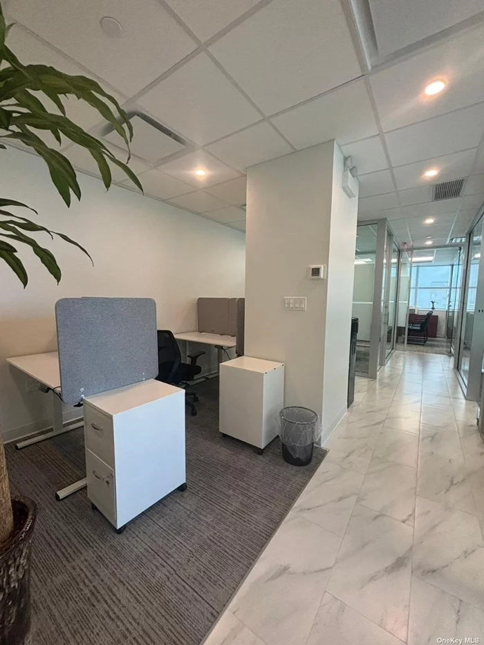 office building with Prime location and Excellent Condition, Around 60 sq ft. There is common conference room too, Could be rent together with other office Spce 108 Sq feet for Extra Money. Great space for any kind of offices, minutes from everything in Downtown Flushing, walk to the 7 train and LIRR, many Bus lines in front of the building making commuting easy. Must see....